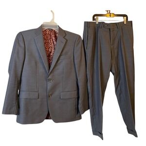 Indochino 2pc Suit Men's 38R Custom Gray Blazer Pleated Pant Surgeon Cuff Wool